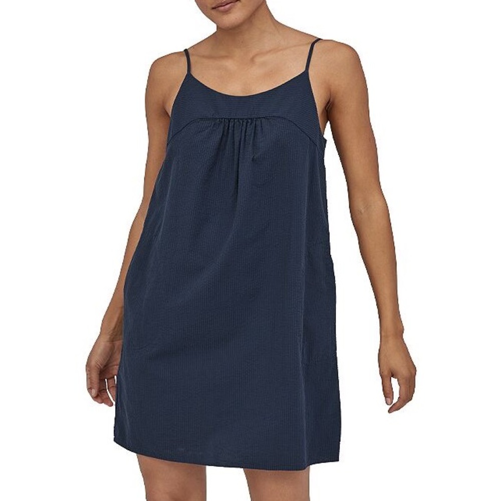 Patagonia Seersucker dress - has pockets!!
